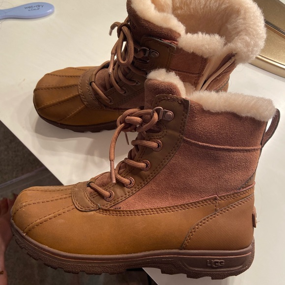 UGG Other - UGG SNOW BOOTS
